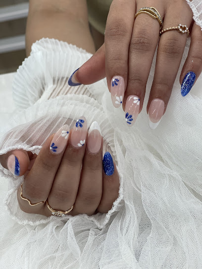 Amber Nail Bar - Nail Salon in Winnipeg, Manitoba