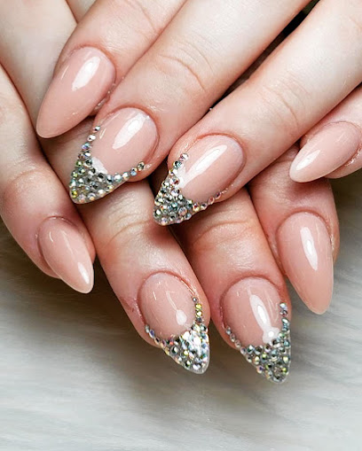 Creative Nails And Spa - Nail Salon in Winnipeg, Manitoba