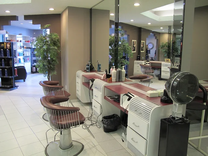 Hairomatics - Nail Salon in Aurora, Ontario