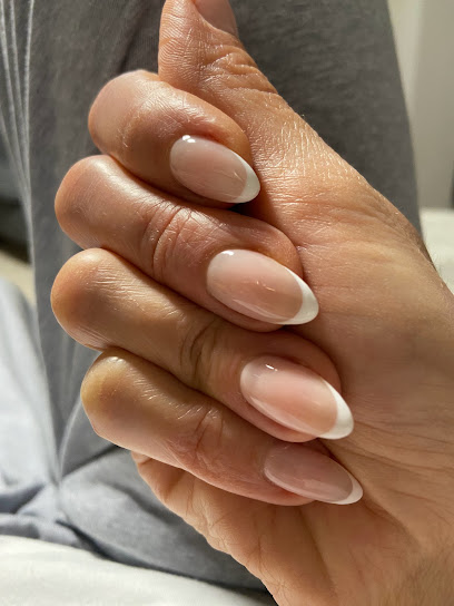 Yen Nails - Spa And Nail Salon - Nail Salon in Aurora, Ontario