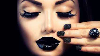 Belyza - Salon L'Essentiel - Nail Salon in Sherbrooke, Quebec