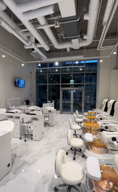 Champagne Nail Lounge At The Quay - Nail Salon in New Westminster, British Columbia