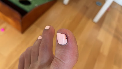 Chi Nails - Nail Salon in New Westminster, British Columbia