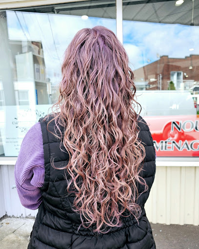 Coiffure Acces Beauté - Nail Salon in Saint-Jean-sur-Richelieu, Quebec