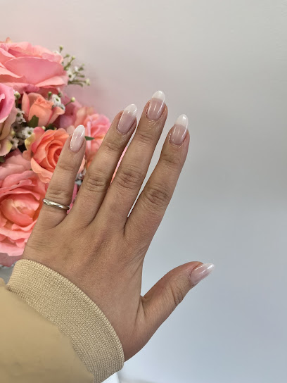 Colorful Nails & Spa - Nail Salon in Campbell River, British Columbia