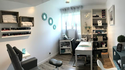 Création Av Beauté Ongles - Nail Salon in Blainville, Quebec