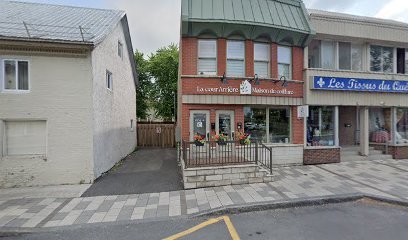 Esthébeauté - Nail Salon in Saint-Jean-sur-Richelieu, Quebec