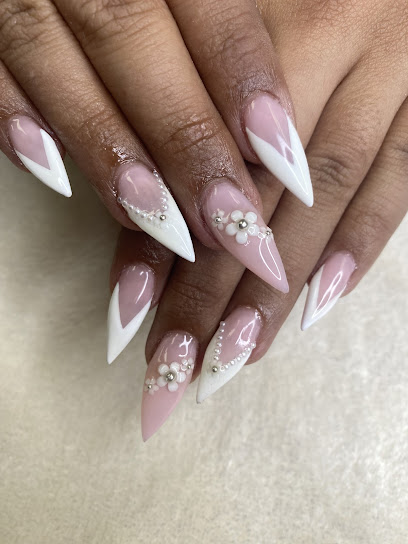 Foxy Nail And Hair Salon - Nail Salon in Maple Ridge, British Columbia