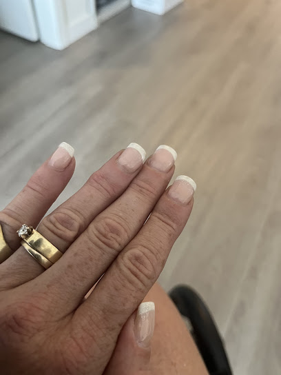 Friendly Nails - Nail Salon in Maple Ridge, British Columbia