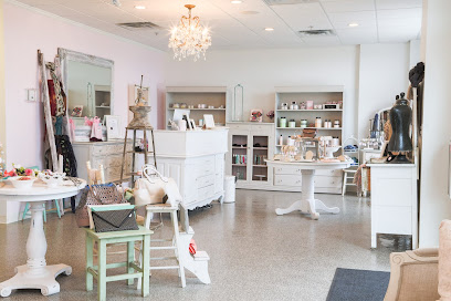 Frilly Lilly - Nail Salon in Airdrie, Alberta