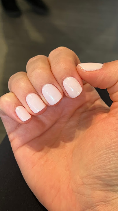 Goddess Of Lunas Beauty Spa - Nail Salon in West Vancouver, British Columbia