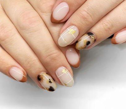 Hang'S Nail Salon - Nail Salon in Campbell River, British Columbia