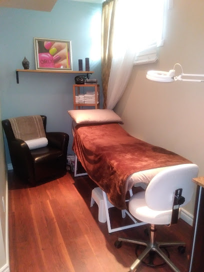 Institut Valois - Nail Salon in Pointe-Claire, Quebec