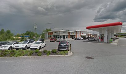 Kdm Coiffure Et Maquillage Urbain - Nail Salon in Sherbrooke, Quebec