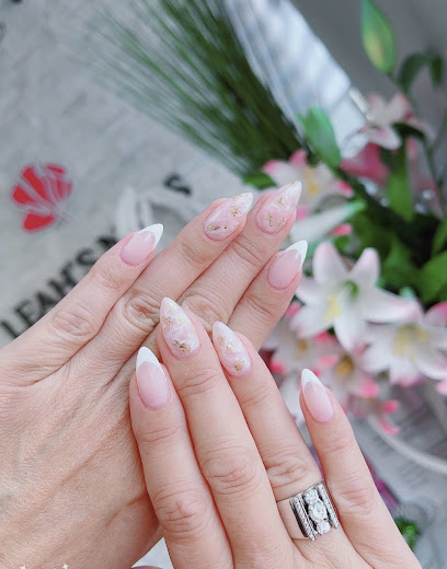 Leah'S Nails Bathurst - Nail Salon in Newmarket, Ontario