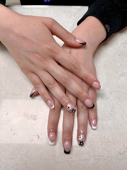 Lee Pro Ongles - Nail Salon in Sherbrooke, Quebec