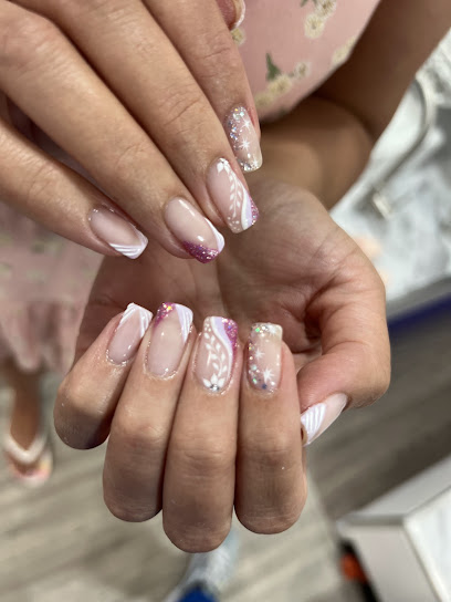 Magie Sur Tes Ongles - Nail Salon in Gatineau, Quebec