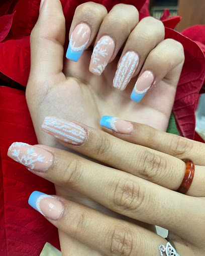 Maxxy Nail Salon - Nail Salon in Newmarket, Ontario