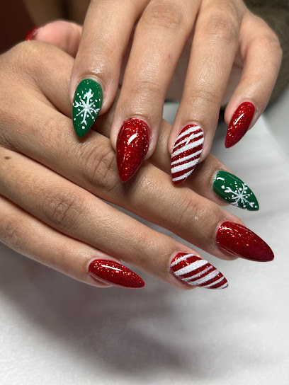 Nails Tech - Nail Salon in Hamilton, Ontario