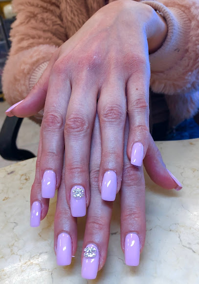 Oakville Nice One Nails - Nail Salon in Oakville, Ontario
