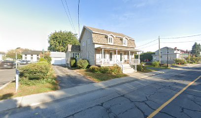 O'Chic Coiffure & Esthétique - Nail Salon in Sainte-Julie, Quebec