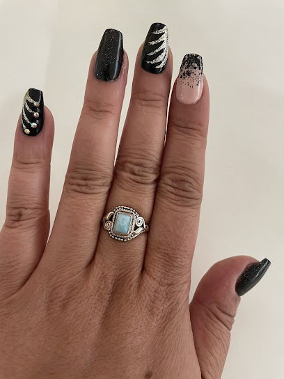 Painted Lady Beauty - Nail Salon in Penticton, British Columbia