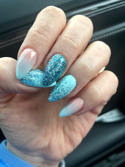 Polish Nail Bar - Nail Salon in Newmarket, Ontario
