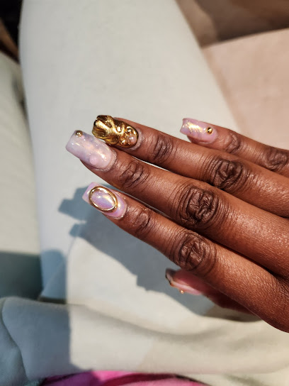 Posh Tips Nails - Nail Salon in Newmarket, Ontario