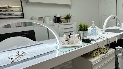 Nancy Coulombe Soins Beauté - Nail Salon in Repentigny, Quebec
