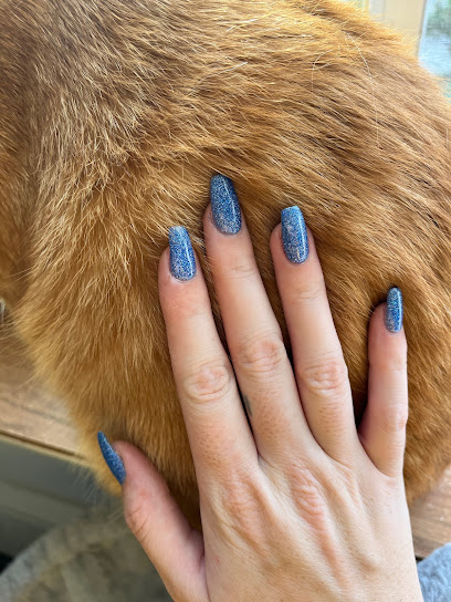 Famous Nails - Nail Salon in St. Catharines, Ontario