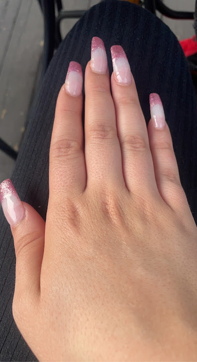 Palace Nails - Nail Salon in St. Catharines, Ontario