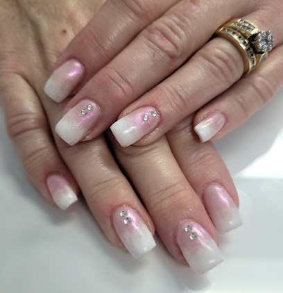 Studio Beauté & Spa - Nail Salon in Welland, Ontario