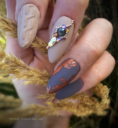 Topaze Studio Nail Art - Nail Salon in Sherbrooke, Quebec