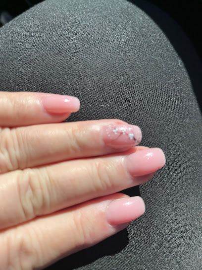 Vin Nails & Spa - Nail Salon in Sarnia, Ontario